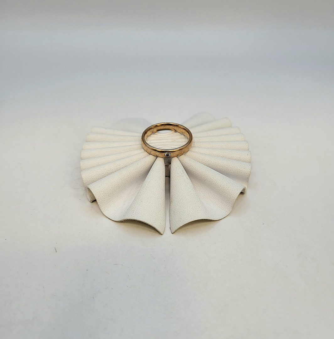 Anello oro diamantino