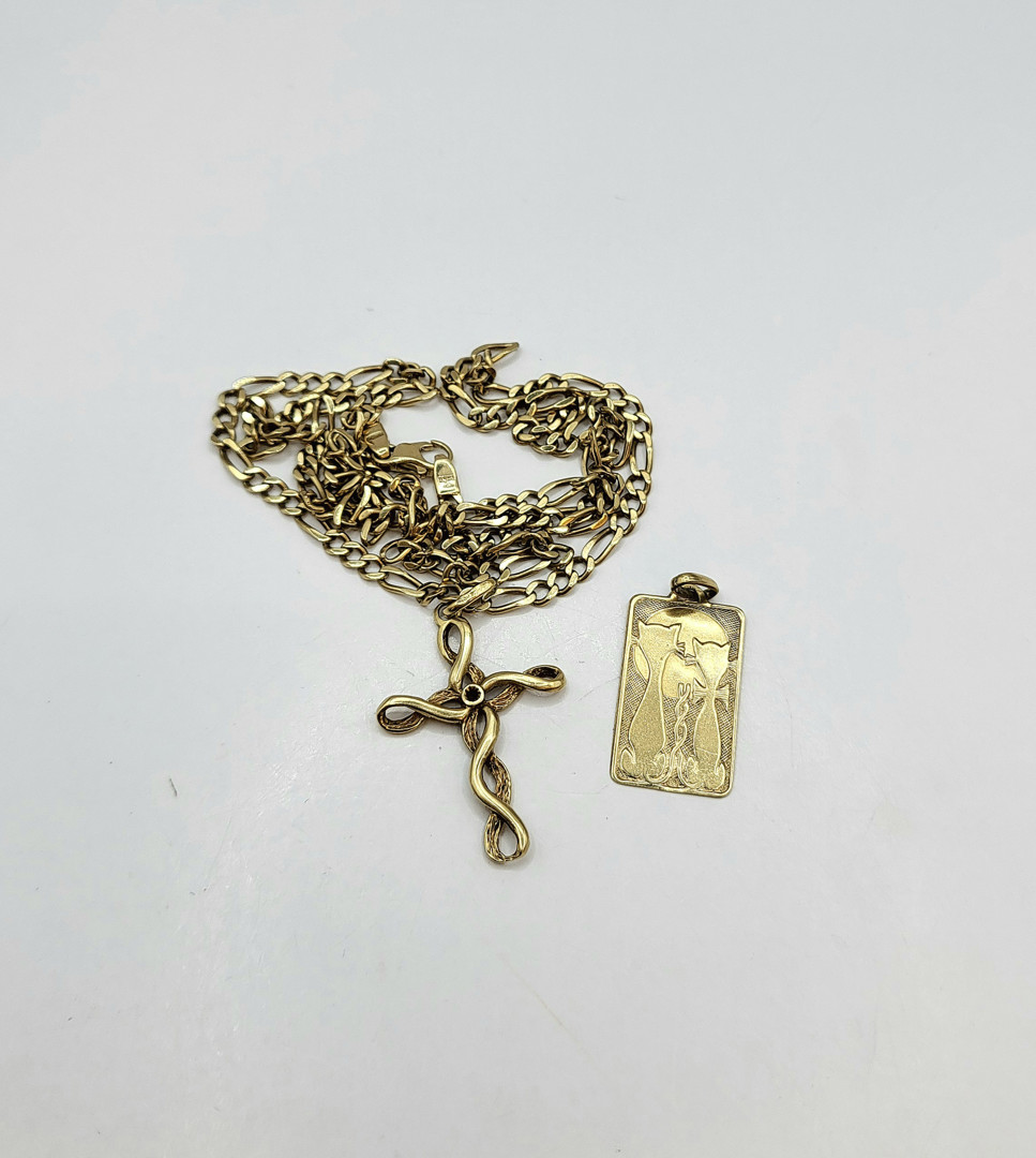 Collana e due ciondoli oro
