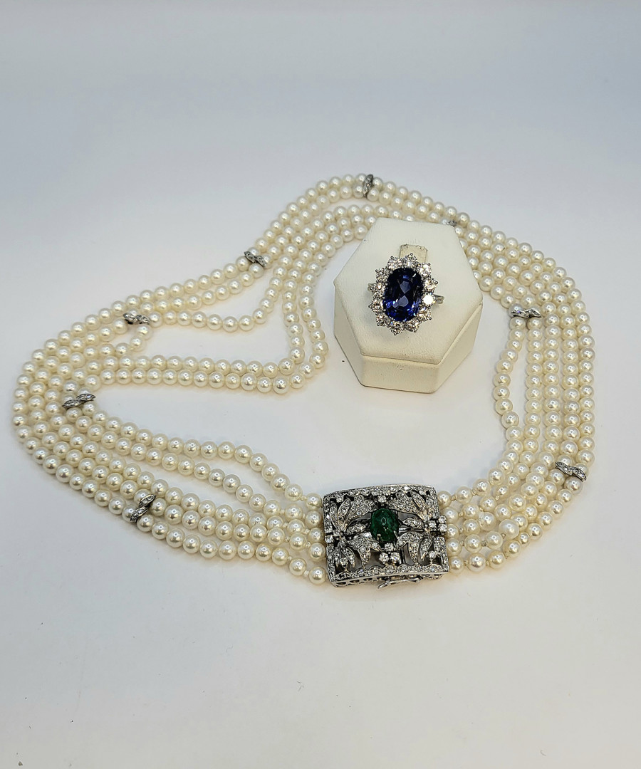 Anello oro pietra diamanti collana perle oro pietra diamanti