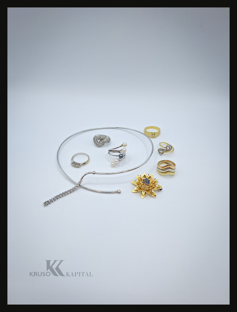 Sei anelli spilla collana oro diamantino pietre perle