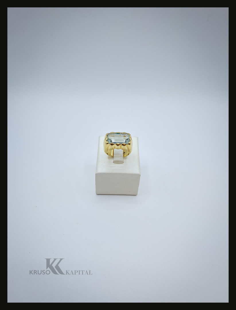 Anello oro pietra