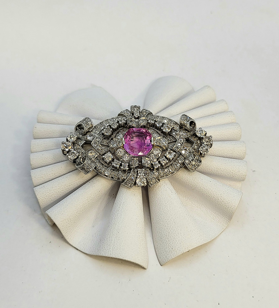 Spilla oro platino diamanti pietra