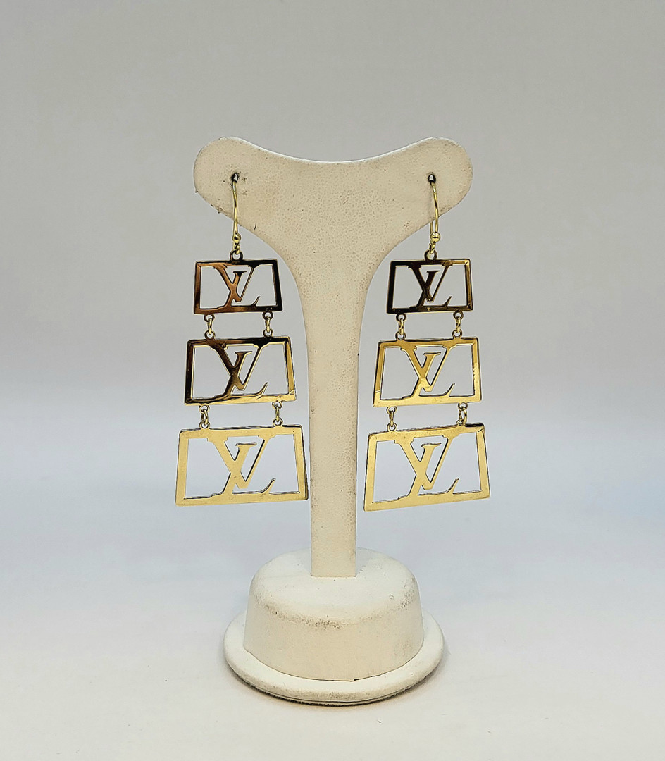 Un paio orecchini oro 