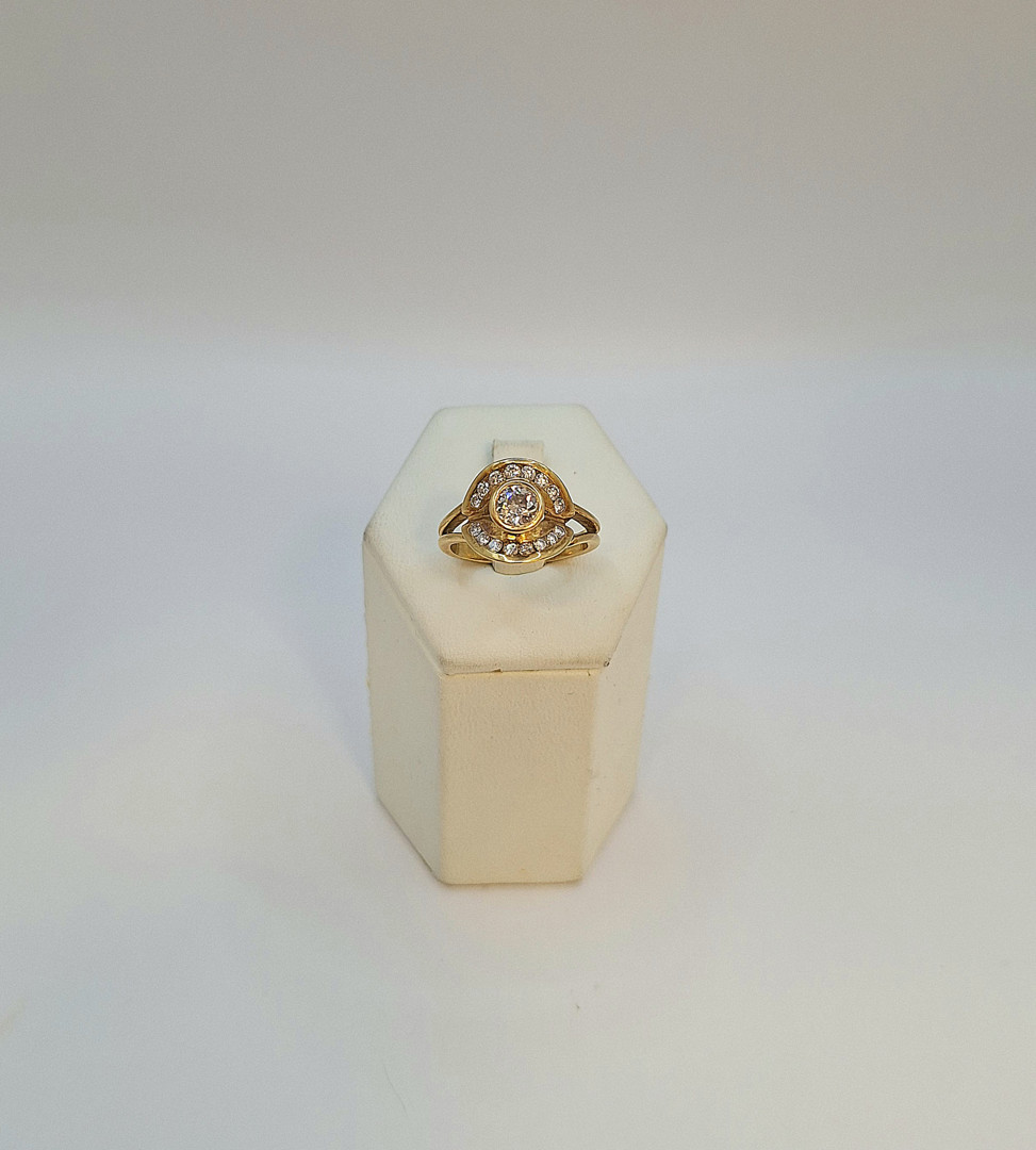 Anello oro diamante diamantini