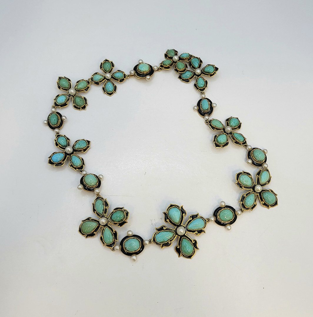 Collana oro smalto perle pietre