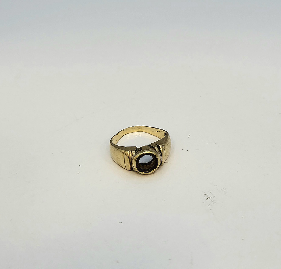 Anello oro pietra