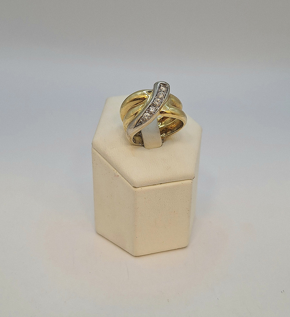 Anello oro diamanti 