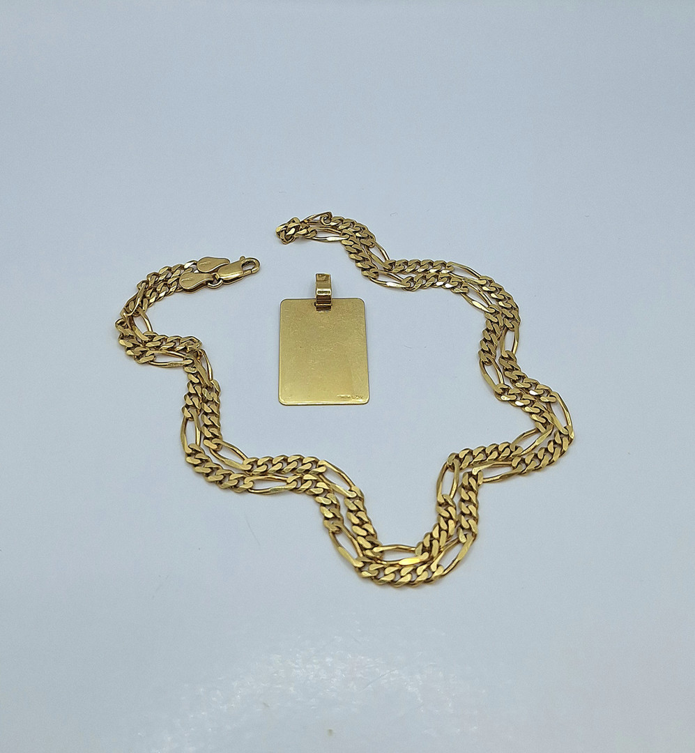 Collana e ciondolo oro