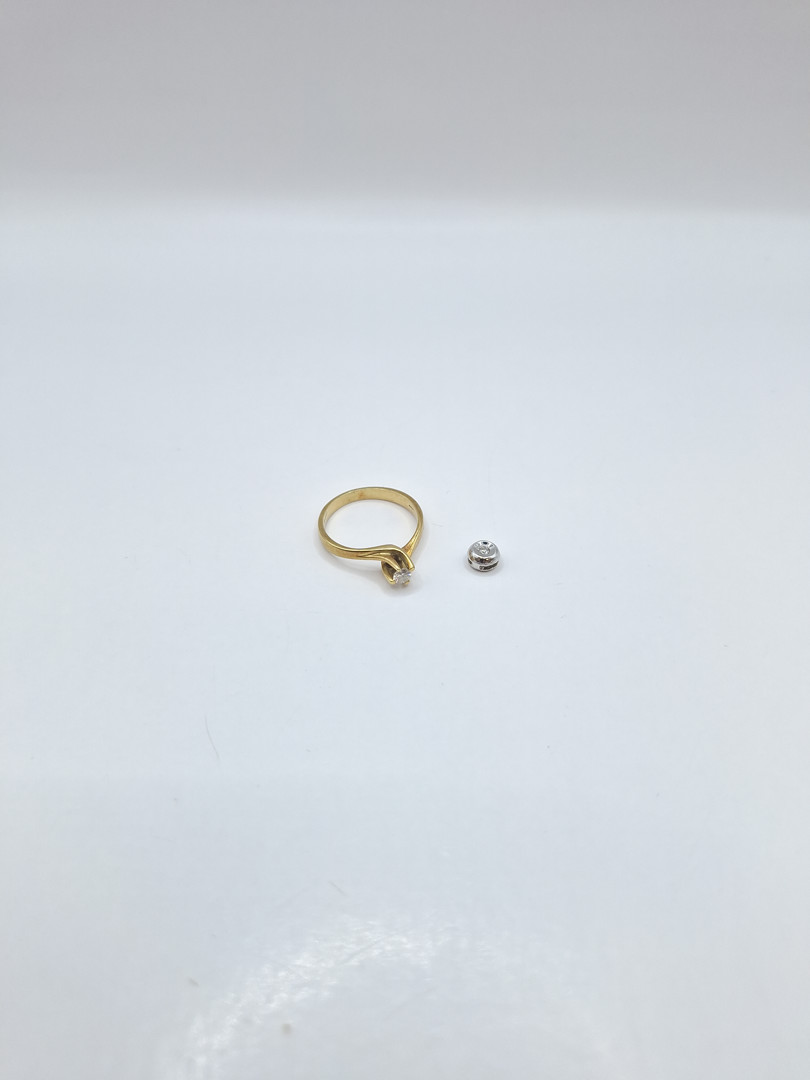 Anello e ciondolo oro diamantini