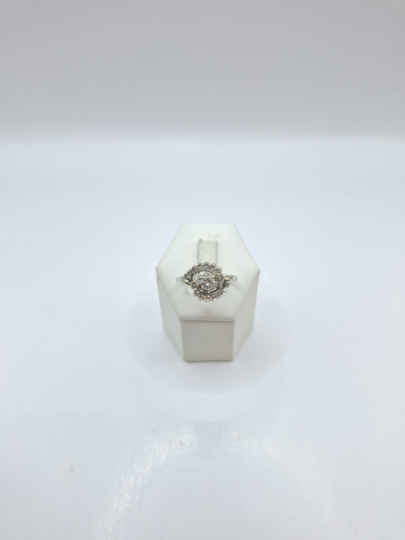 Anello oro diamante e diamantini 