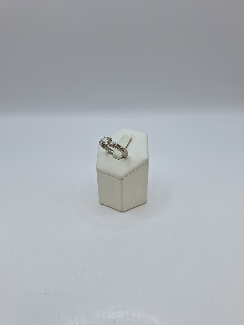 Anello oro diamante 