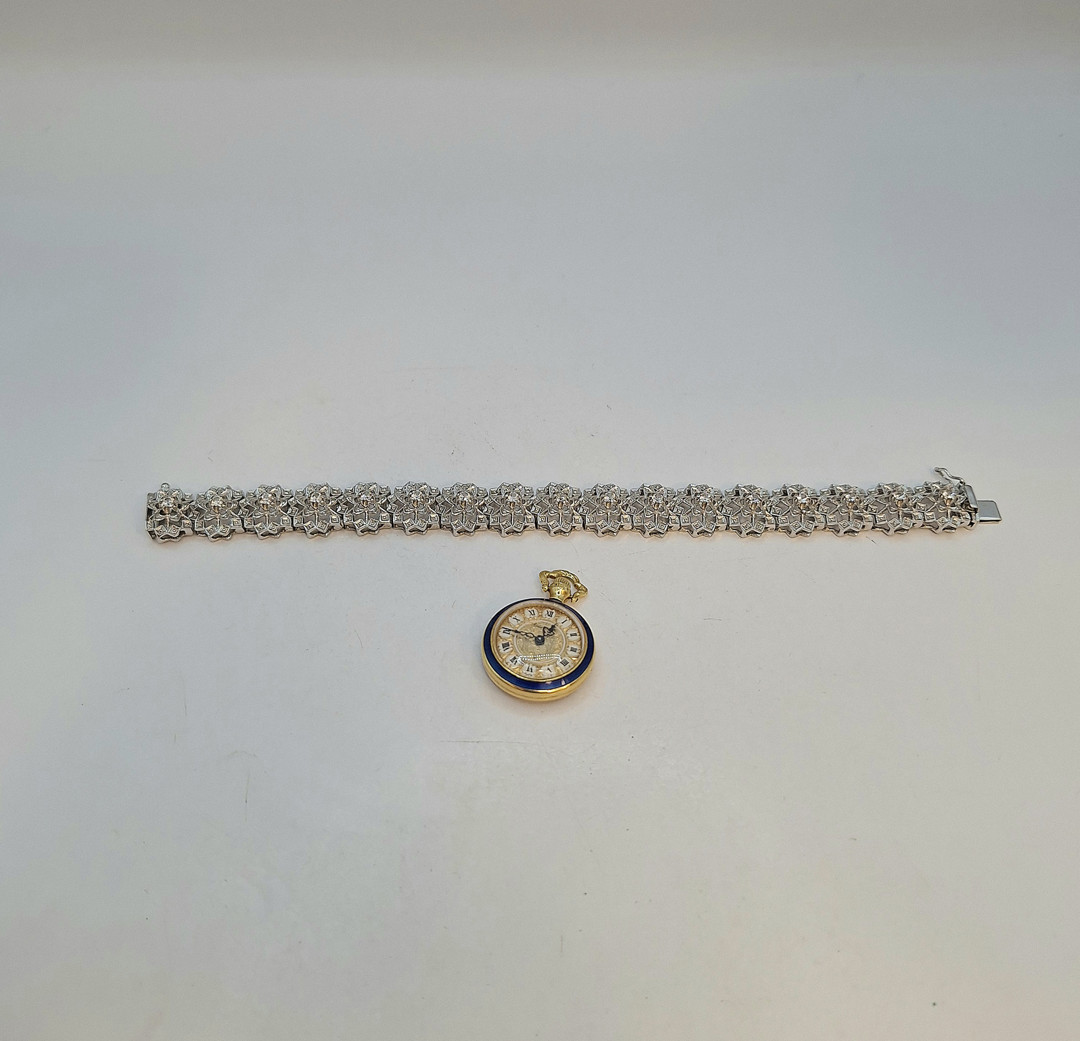 Bracciale e orologio da tasca oro pietre smalto