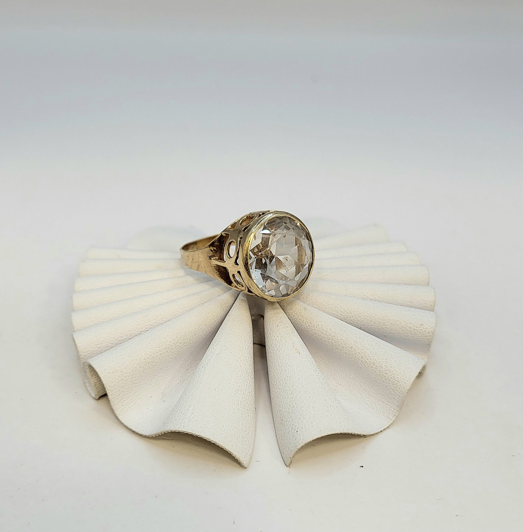 Anello oro pietra