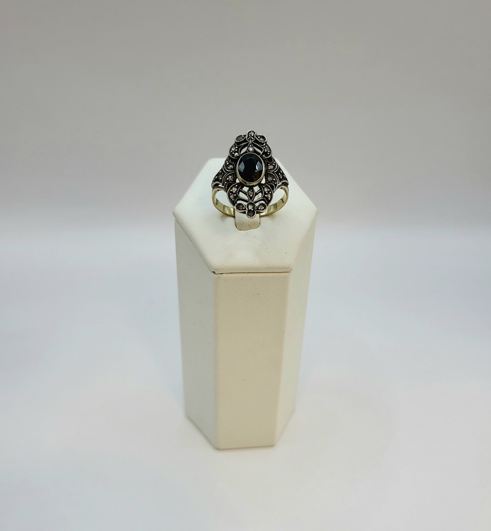 Anello oro argento pietra diamantini