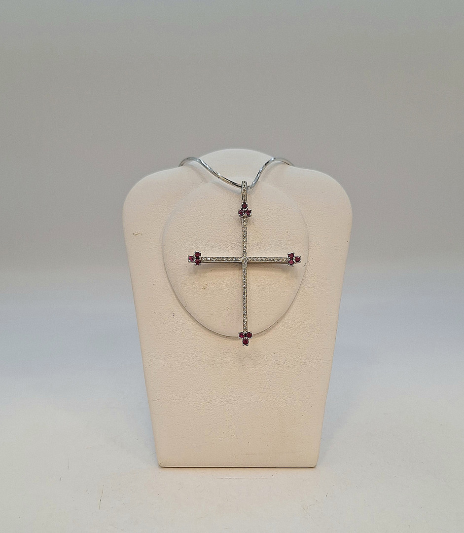 Catenina e croce oro diamanti pietre