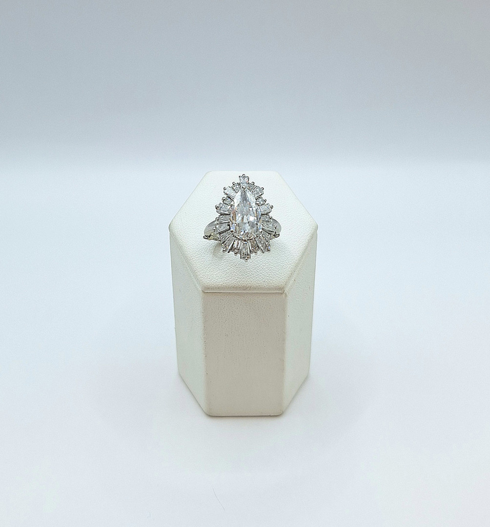 Anello platino oro diamanti 