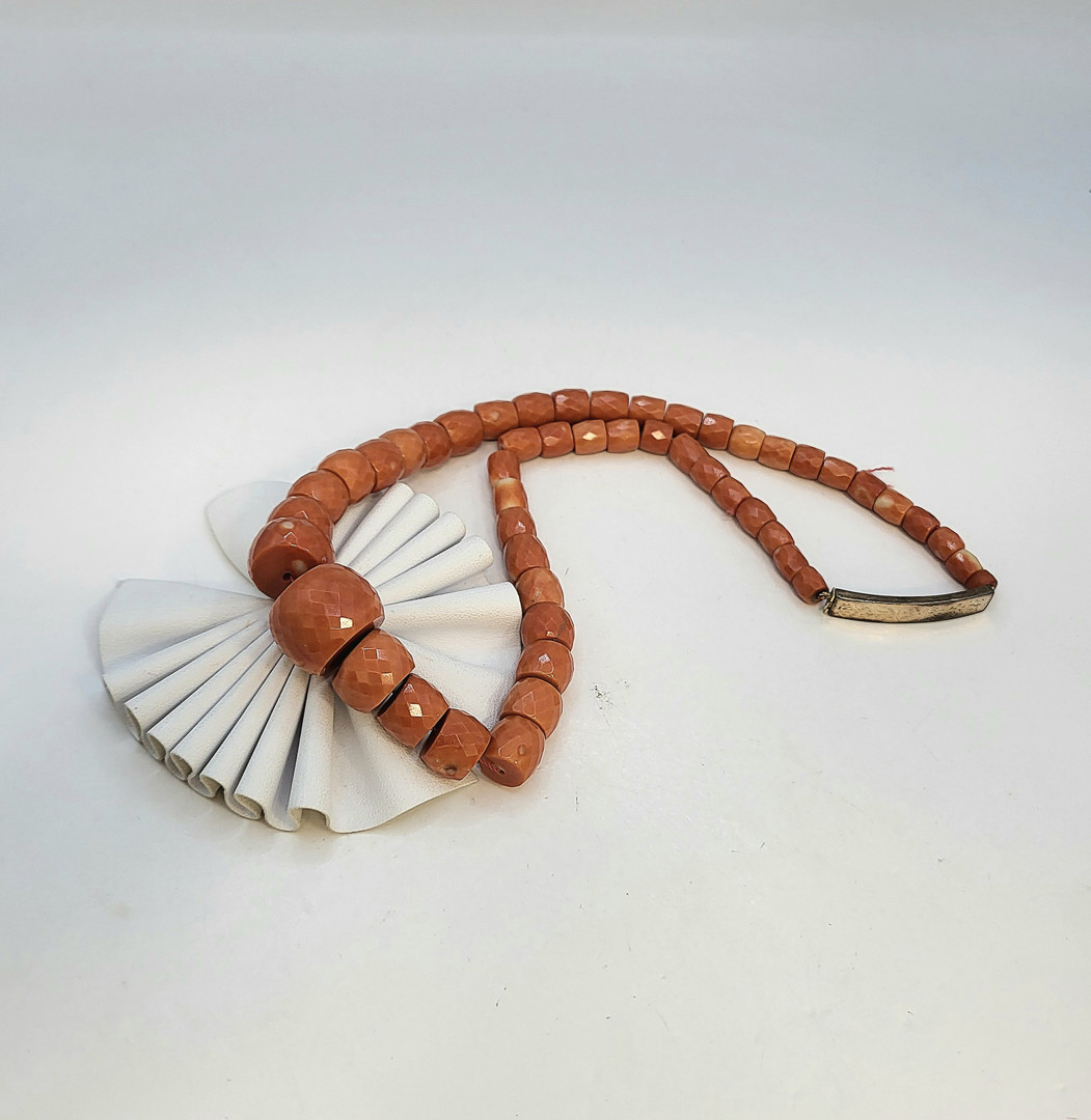 Collana corallo e oro