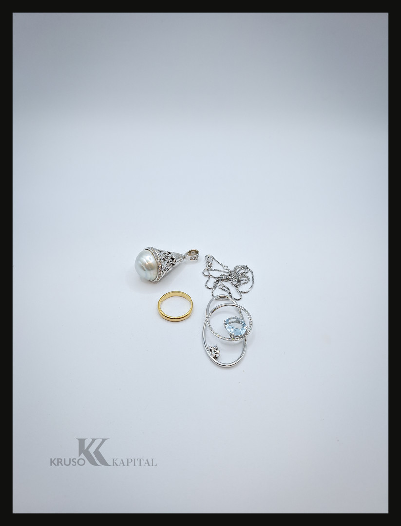Collana ciondolo anello oro diamanti pietre perla