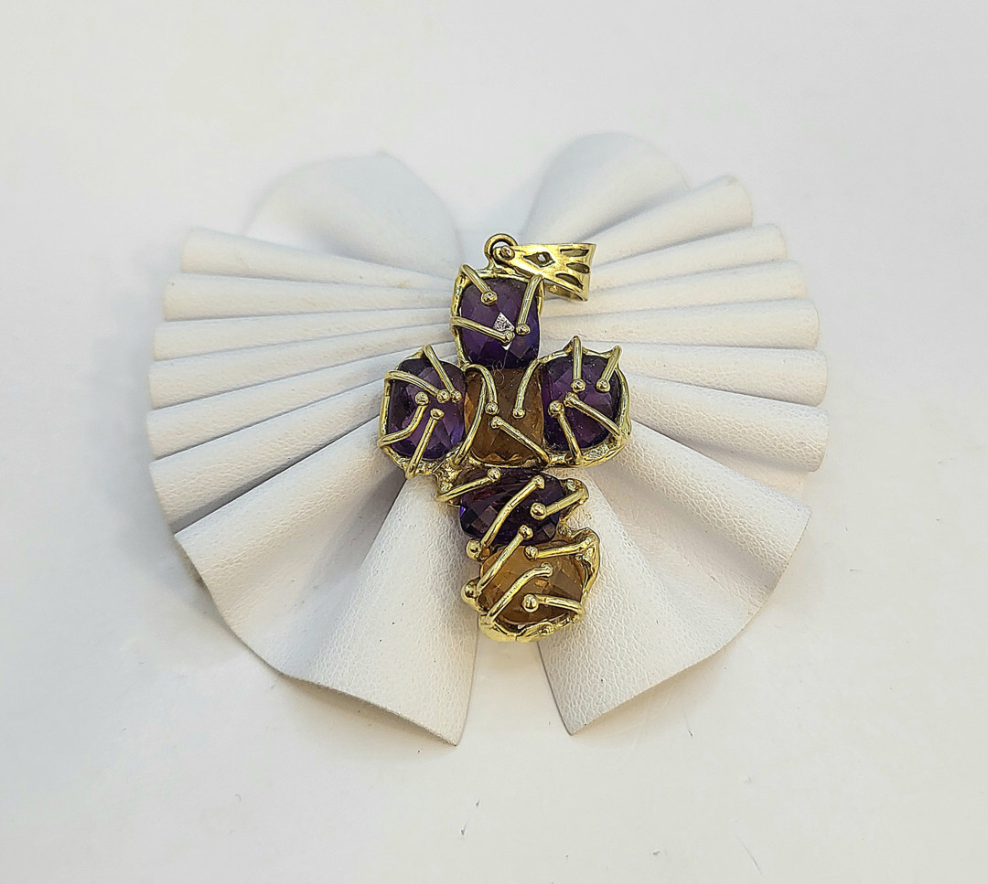 Croce oro pietre