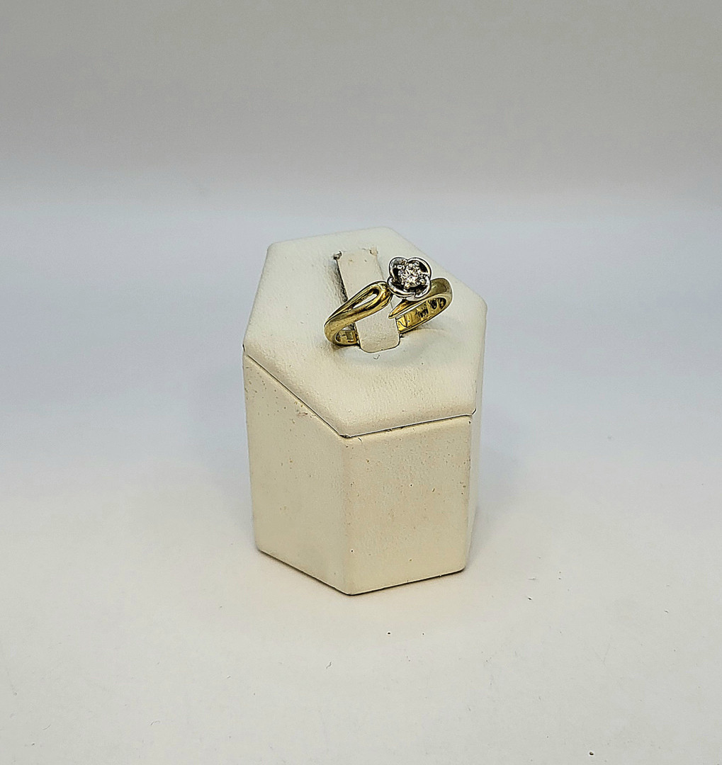 Anello a firma Salvini oro diamante