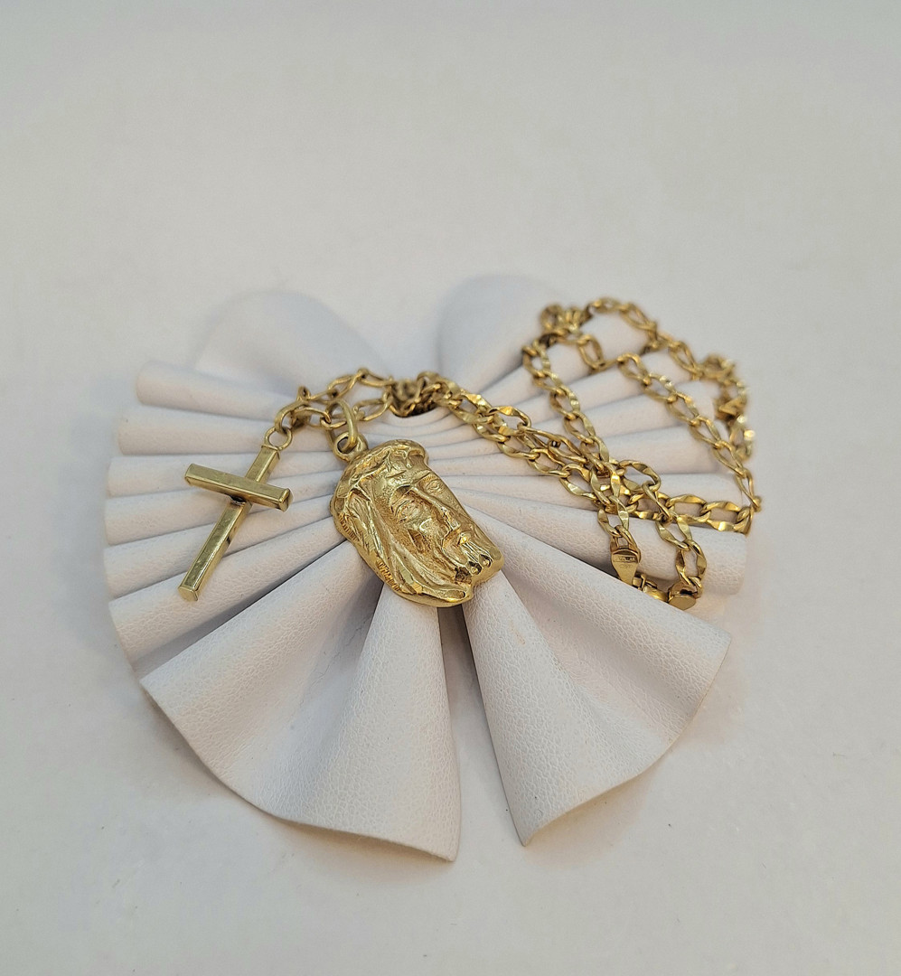 Collana ciondolo e croce oro