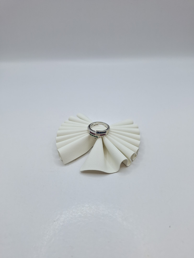 Anello oro pietre diamantini