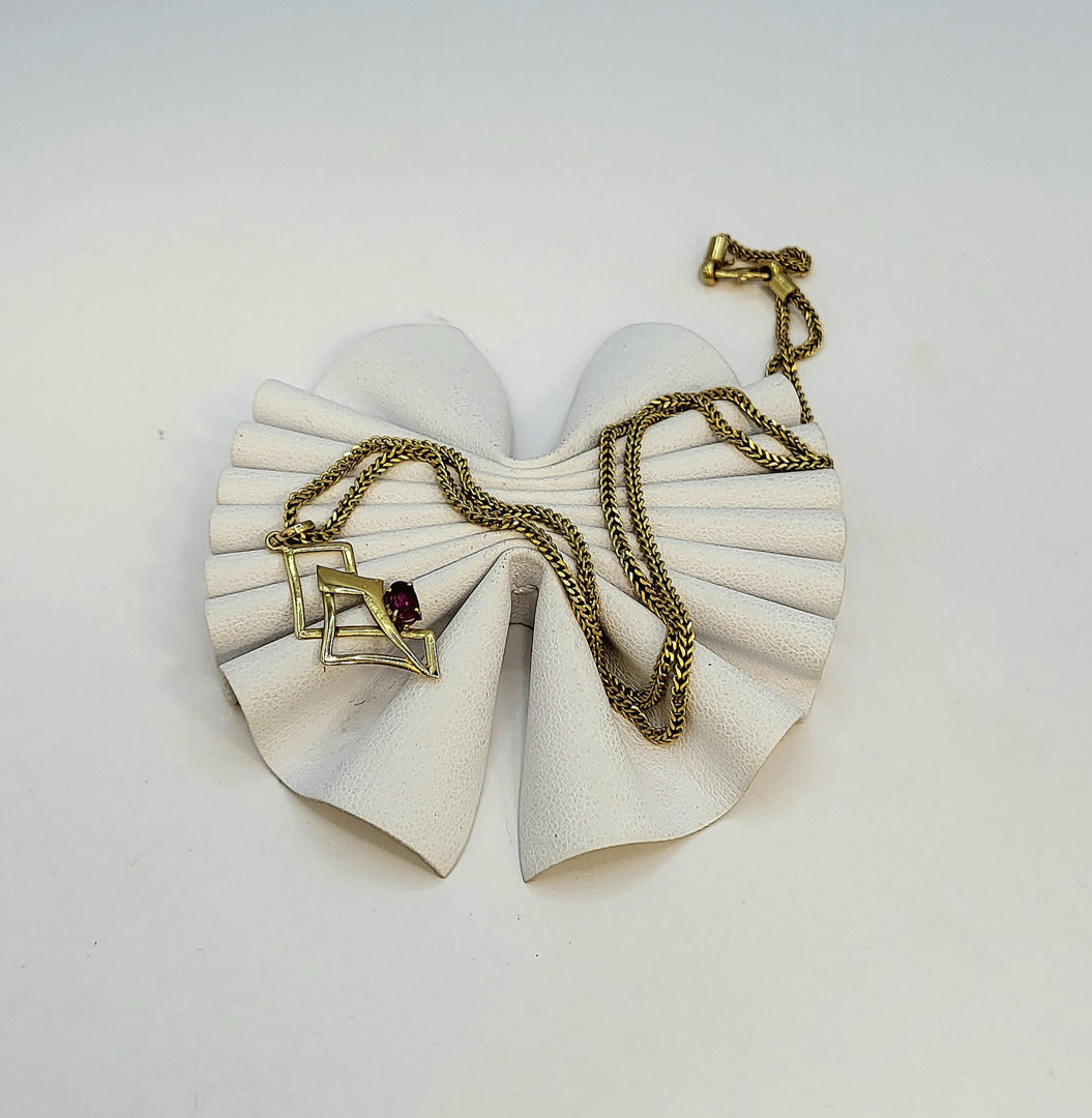 Collana pezzo oro pietra