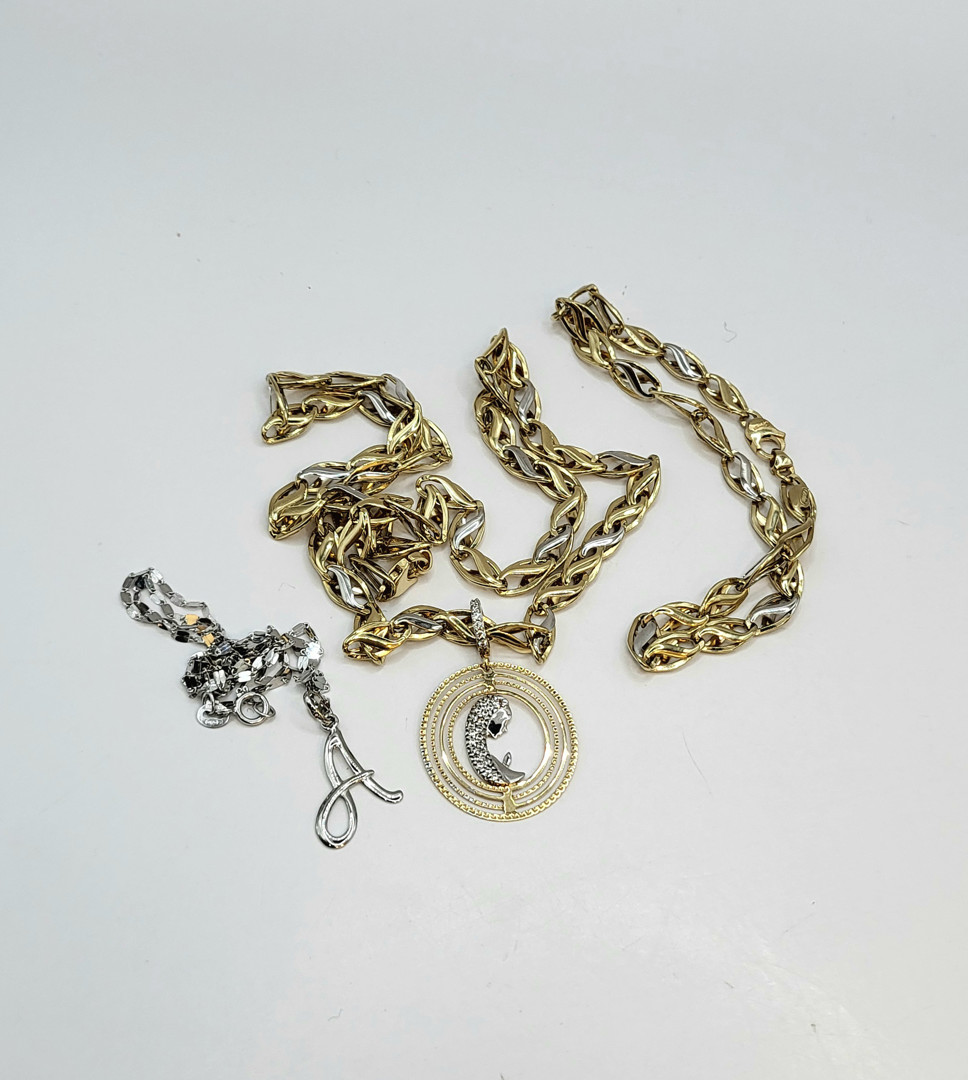 Vari ciondoli oro pietre