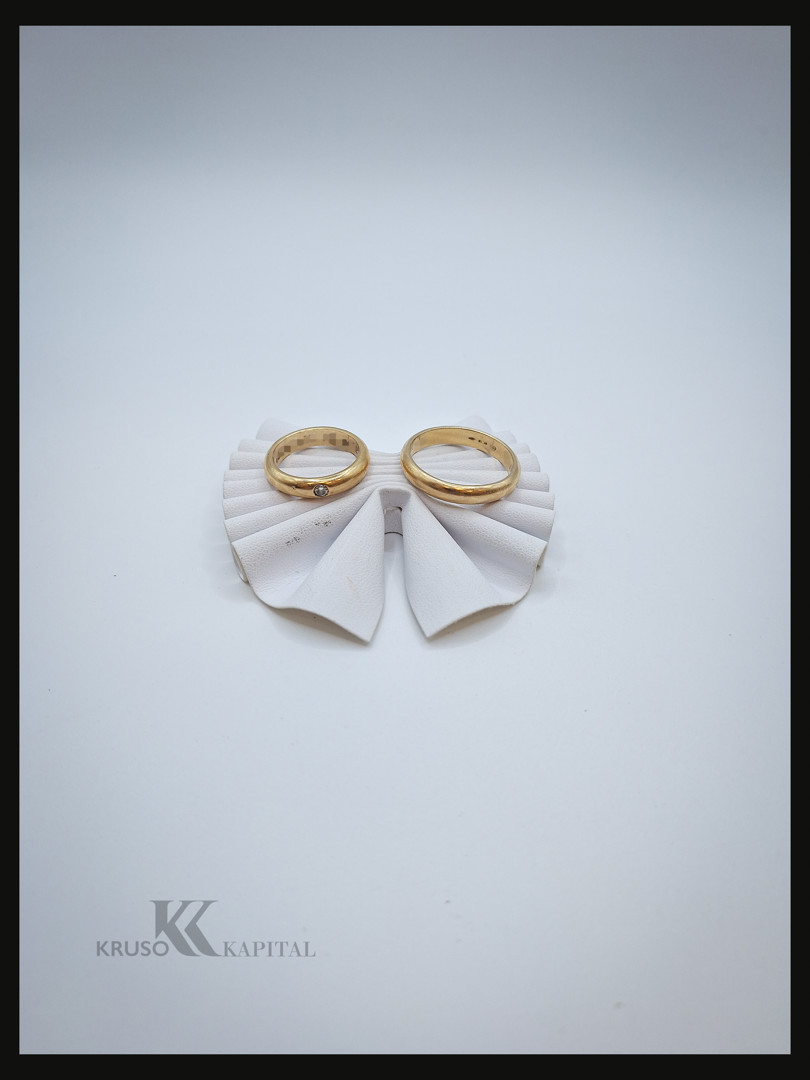 Due anelli oro diamante