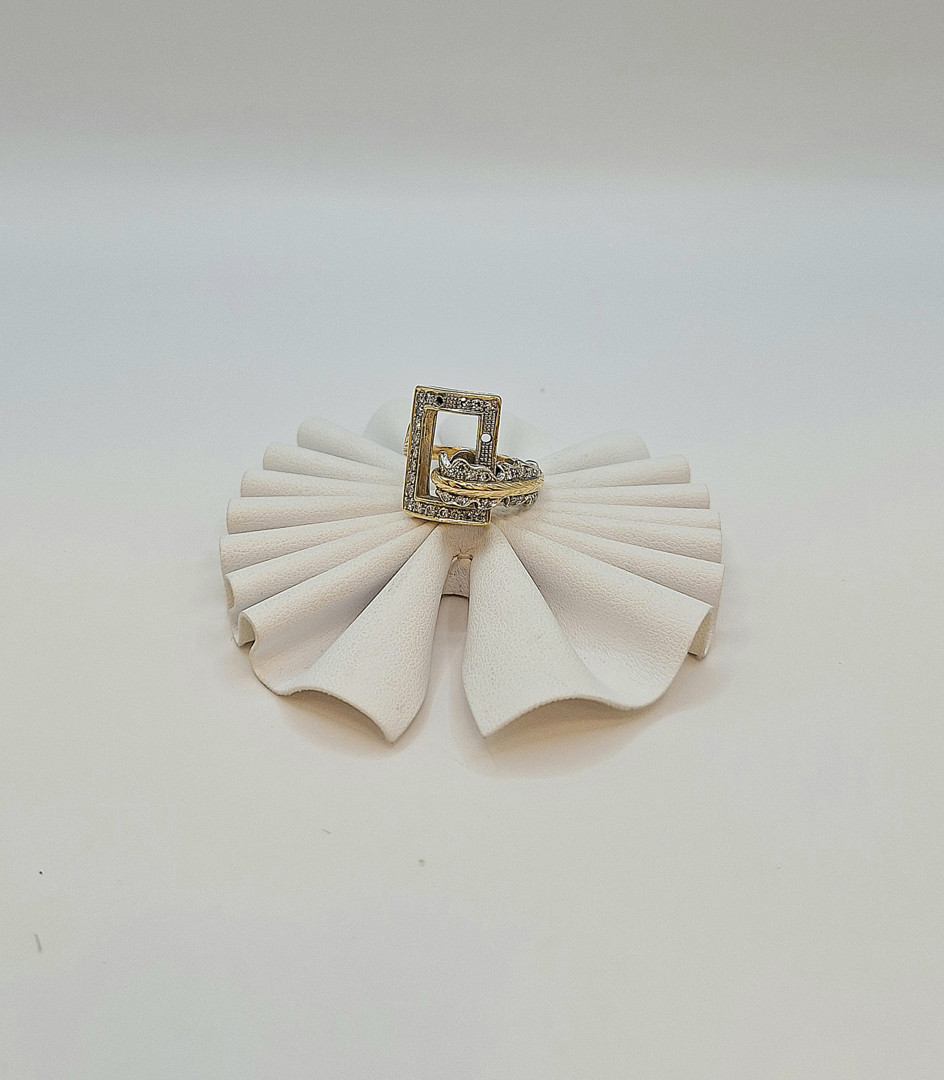 Anello oro diamantini