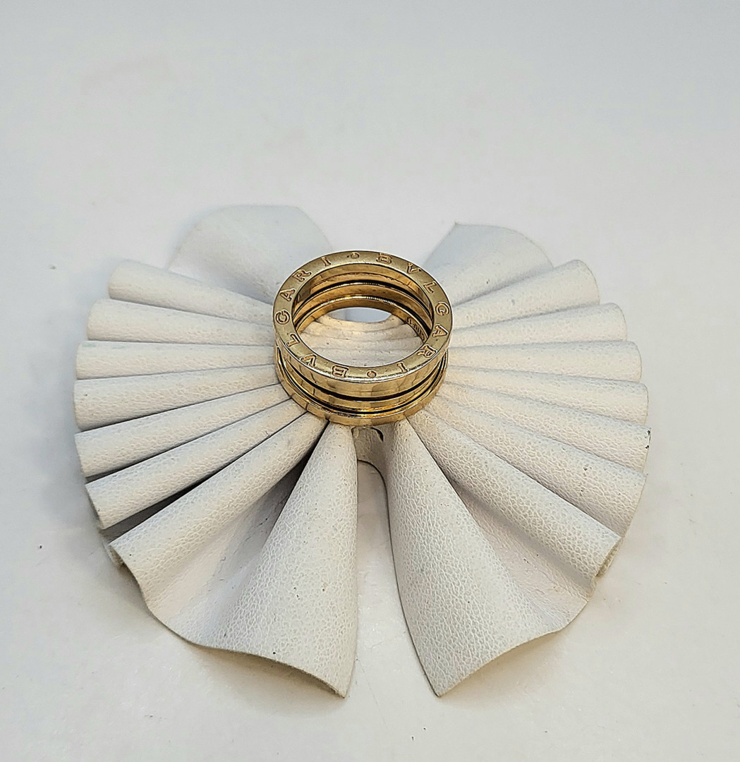 Anello oro a firma Bulgari