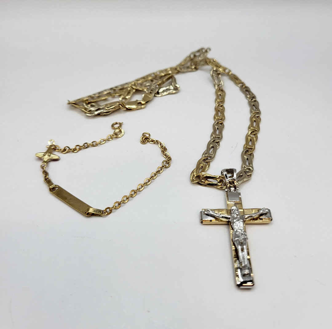 Collana bracciale e croce oro 