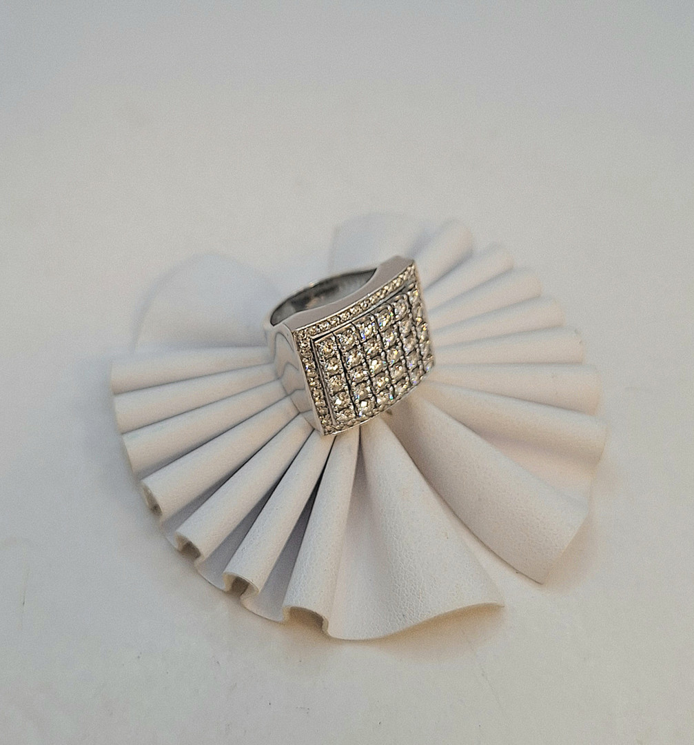 Anello oro diamanti