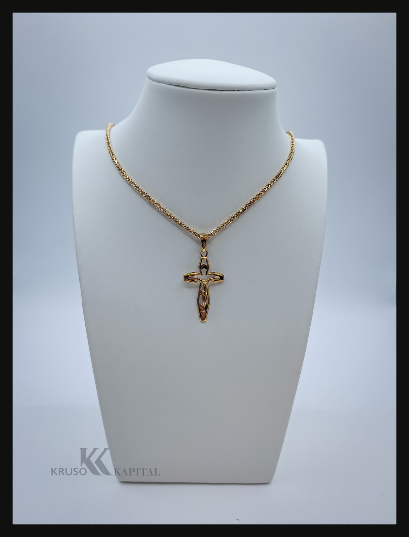 Collana e croce oro