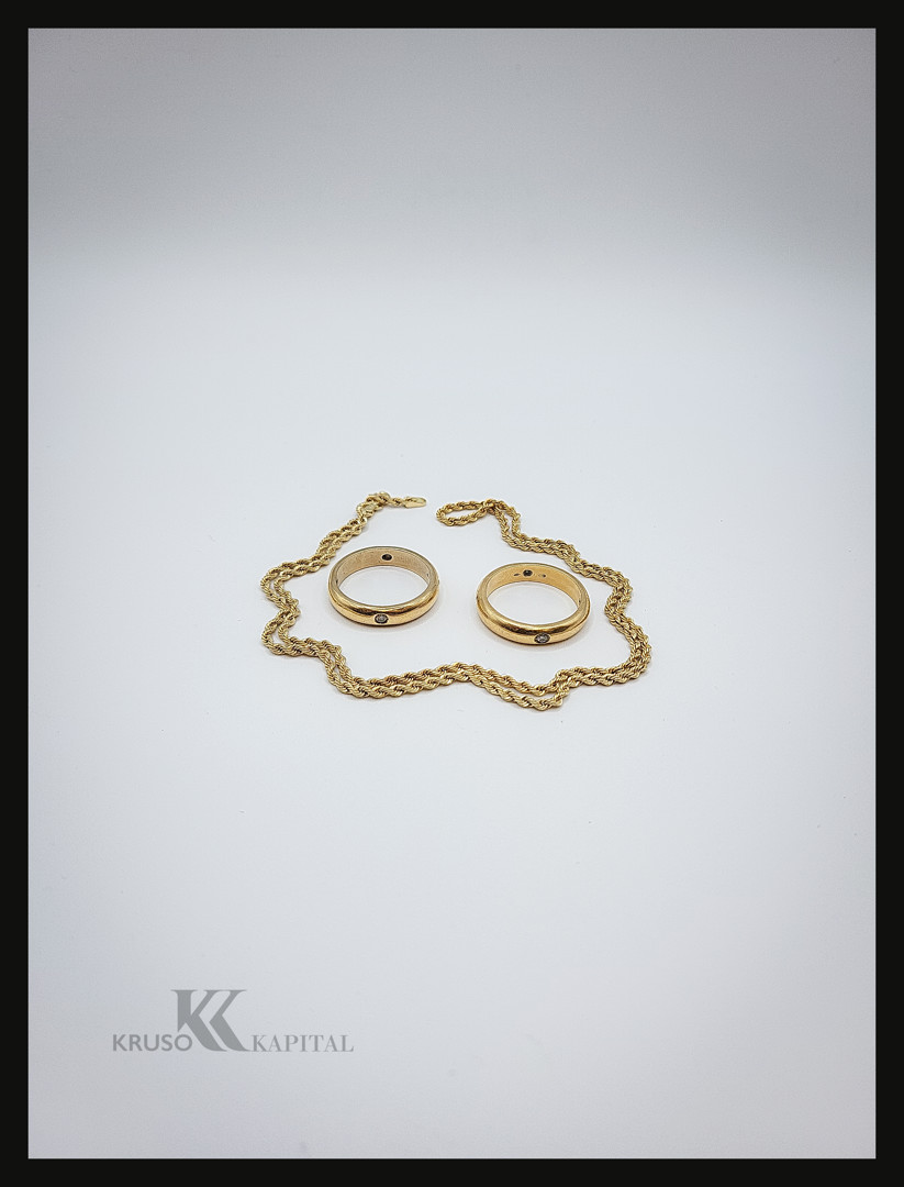 Collana e due anelli oro diamantino