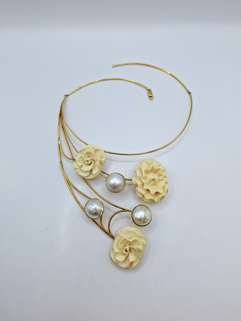 Collana oro madreperla 