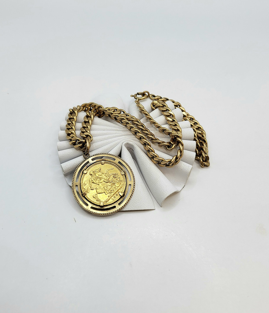 Collana e ciondolo oro 