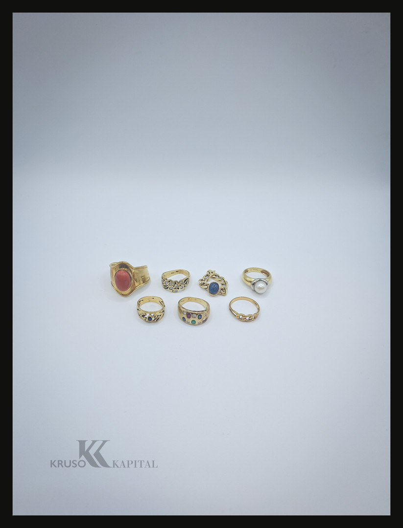 Sette anelli oro pietre diamantini perla 