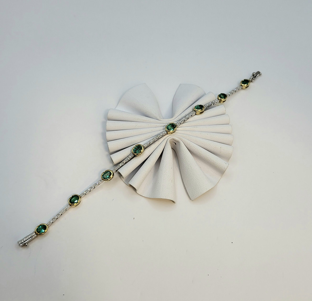 Bracciale tennis a firma Recarlo oro pietre e diamanti
