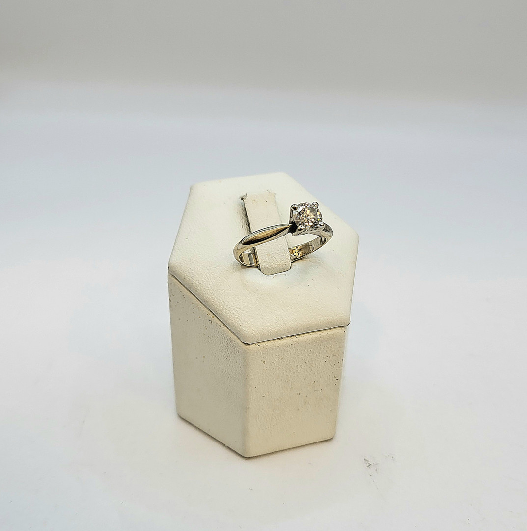 Anello oro diamante