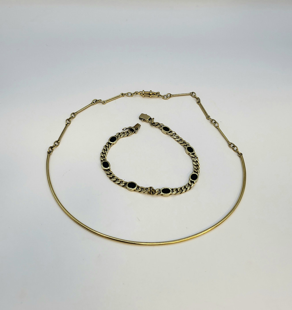 Collana e bracciale oro pietre 