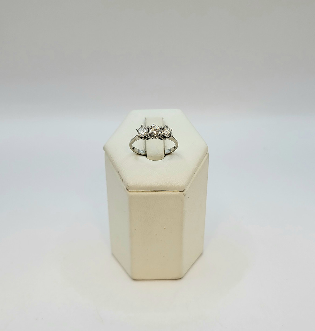 Anello oro diamanti