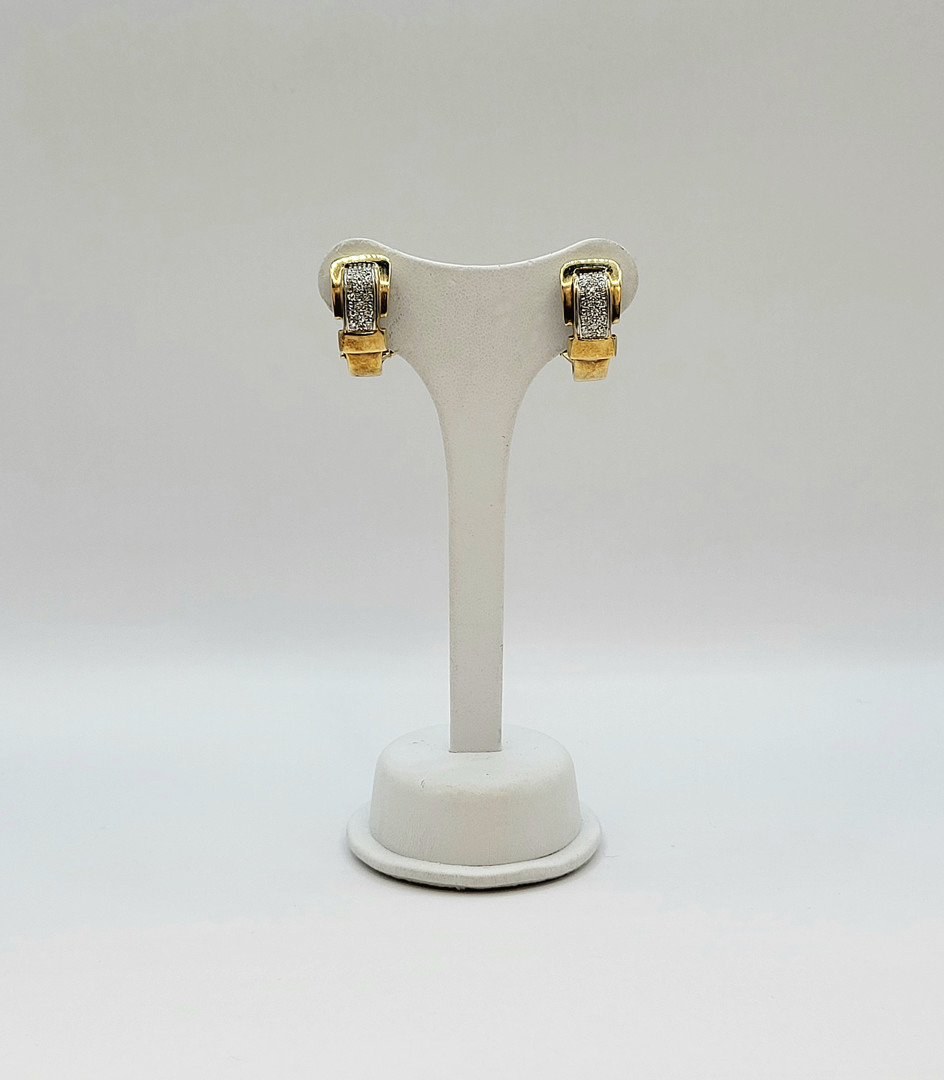 Paio orecchini oro diamanti