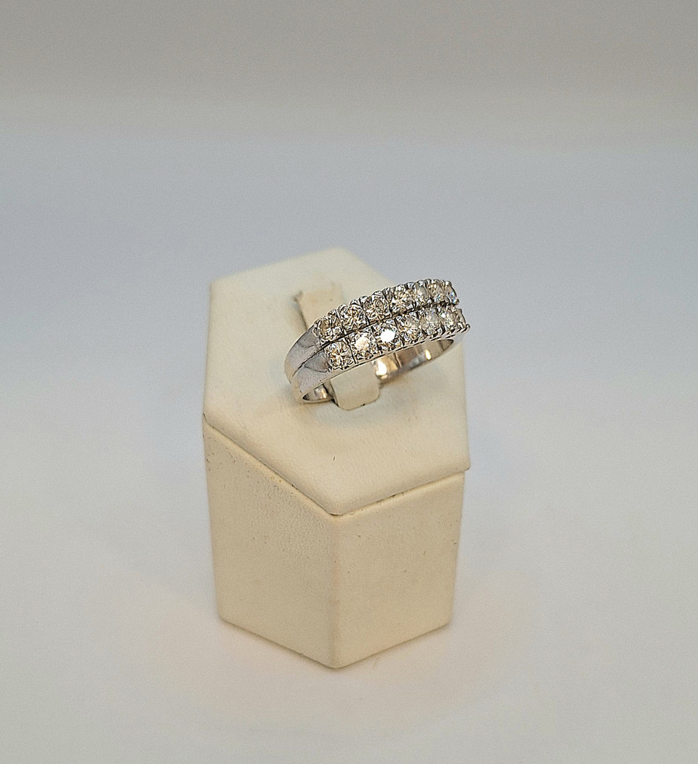 Anello oro diamanti