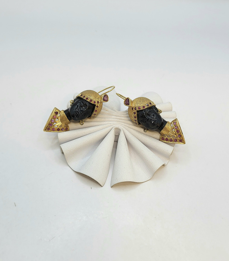 Paio orecchini oro composizione pietre