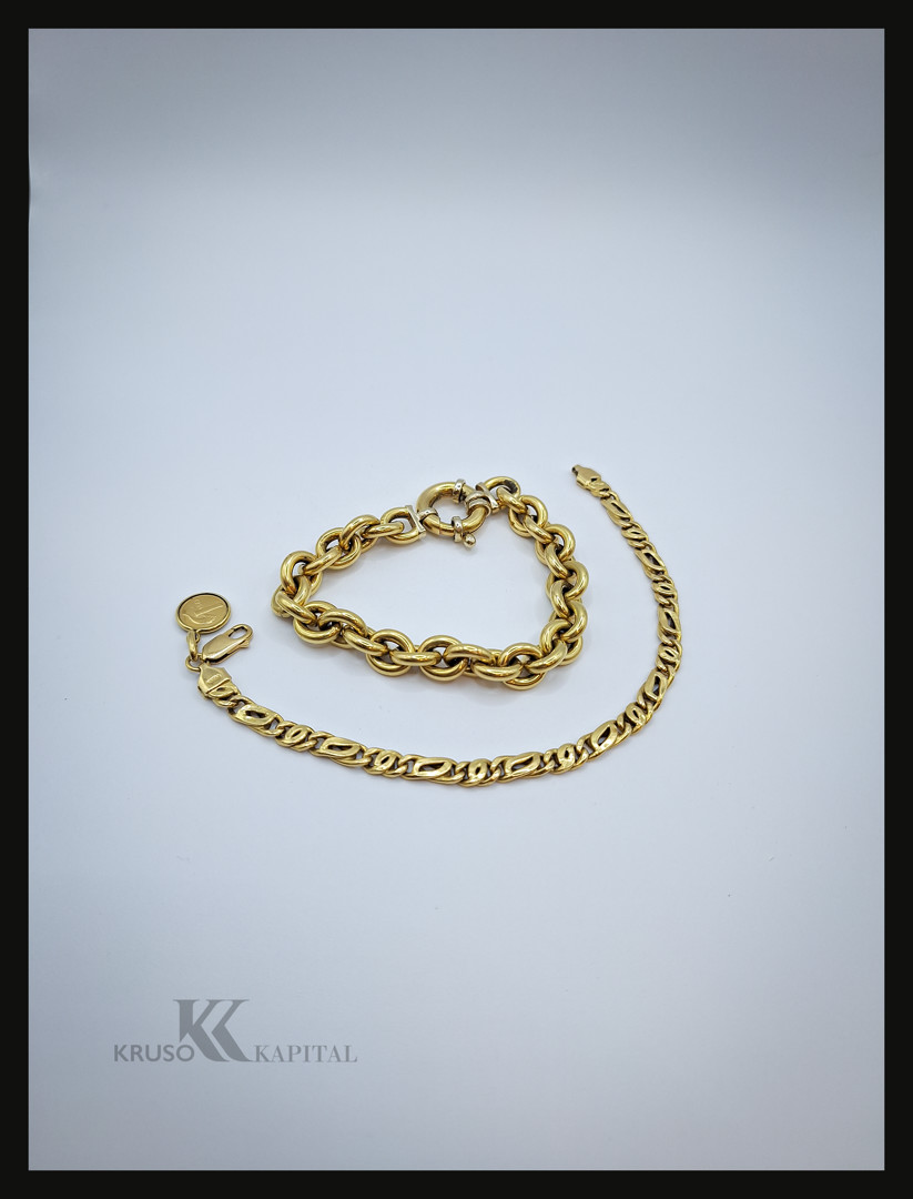 Due bracciali e ciondolo oro 