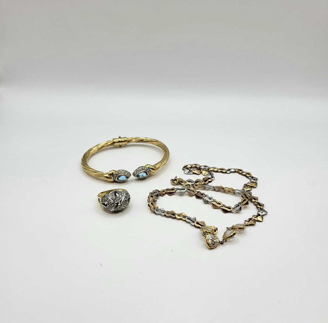 Collana bracciale e anello oro pietre 