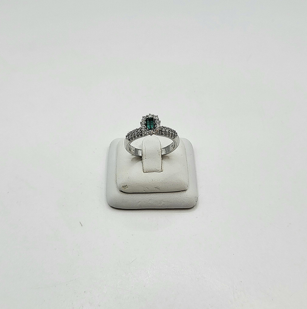 Anello oro pietra diamantini 