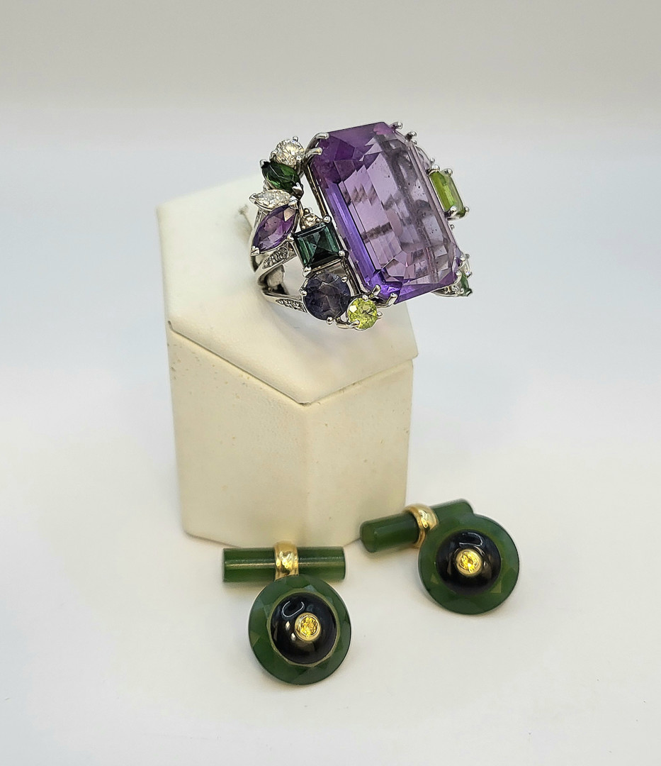 Anello e due gemelli oro pietre diamanti