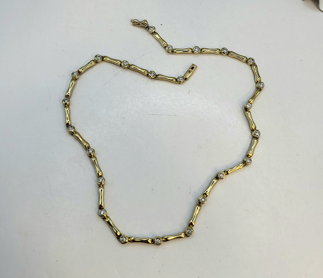 Collana oro diamantini